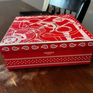 Hermes Box
